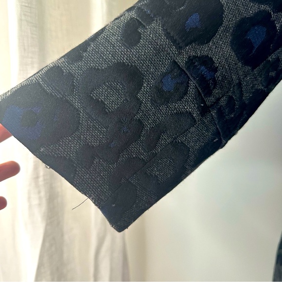 Beautiful leopard print Ann Taylor blazer coat size medium - Picture 10 of 10